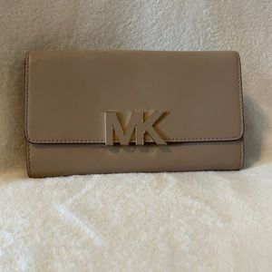 Michael Kors Leather Wallet